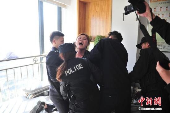 点击进入下一页