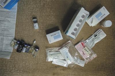 2月27日，在金泰国际美容中心，没有中文标识的肉毒素被摆在桌上。新京报记者&nbsp;彭子洋摄&nbsp;