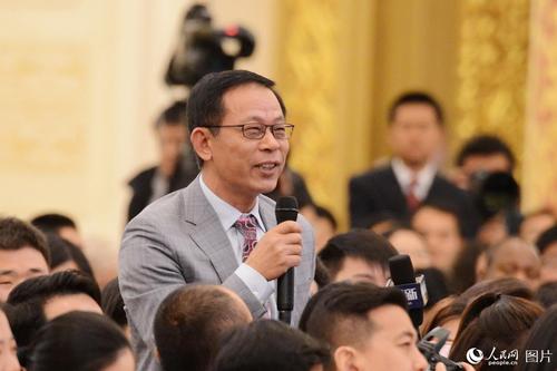 凤凰卫视、凤凰网记者提问