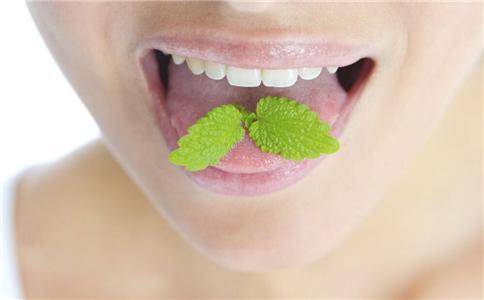 口臭吃什么好 口臭怎么办 口臭的原因是什么