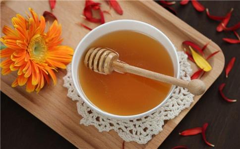 蜂蜜有哪几种 蜂蜜的作用是什么 喝蜂蜜有什么好处
