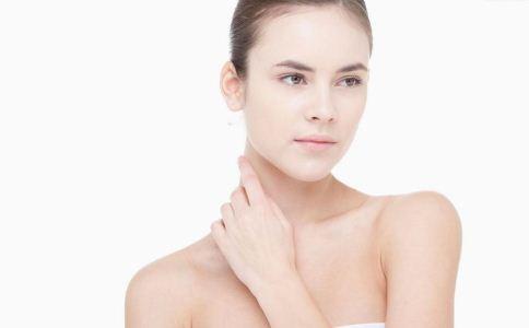 颈纹多怎么办 如何去除颈纹 去除颈纹的方法