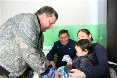 点击进入下一页