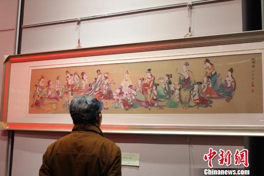图为仿古绢画《礼佛图》?！⌒煅?摄