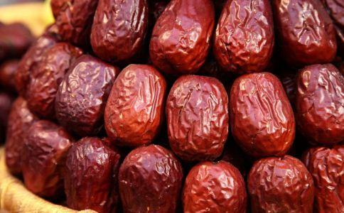 手术后吃什么补气血 术后吃什么食物补气血 手术后补气血吃什么