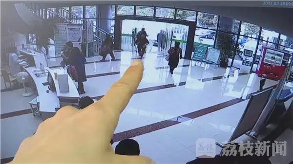 产妇发现胎盘被医院清洁工偷回家炖汤 家属真怒了