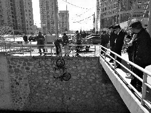 点击进入下一页