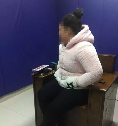 16岁未婚妈妈偷钱打赏男主播 见面后失望回去取关