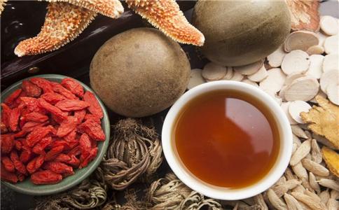 脸上长斑怎么回事 中医如何祛斑 中医祛斑的方法