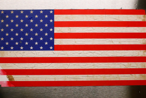 资料图:美国国旗 点击进入下一页