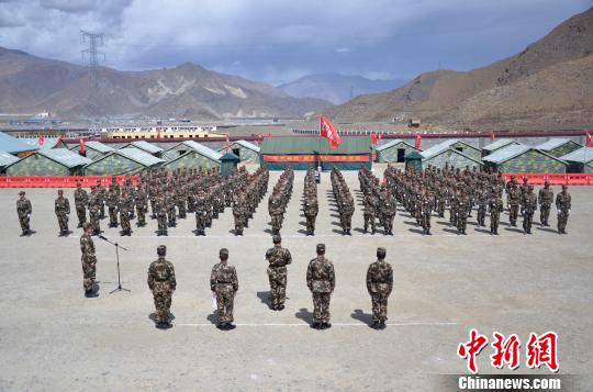 武警交通第二支队四大队专业练兵集训开训典礼现场 郭江宸 摄