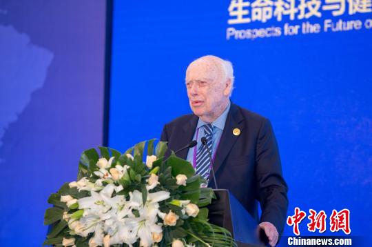 “DNA之父”沃森获聘深圳科技专家委员会高级顾问