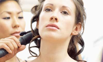 为什么头发干枯易掉？烫染真的伤头皮吗？