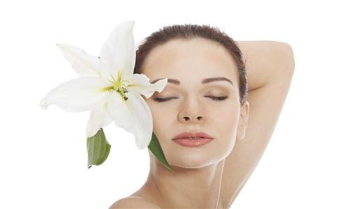 皮肤干燥缺水怎么办 皮肤干燥如何补水 皮肤缺水有什么方法