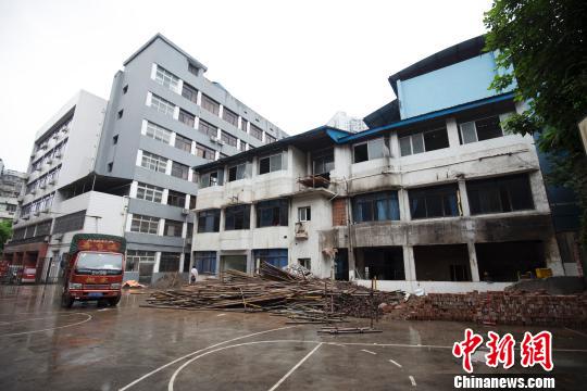 不大拆不重建重庆3栋老旧建筑摇身转型创业园