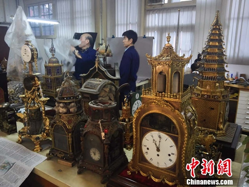 点击进入下一页