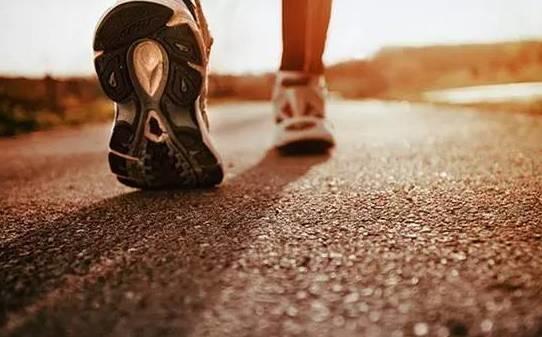 世卫组织公认的最佳运动，7个方法轻松“走”出长寿