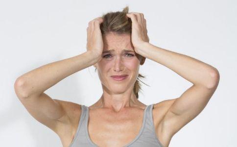 偏头痛按摩哪里 头痛按摩哪里可以缓解 缓解头痛按摩哪里