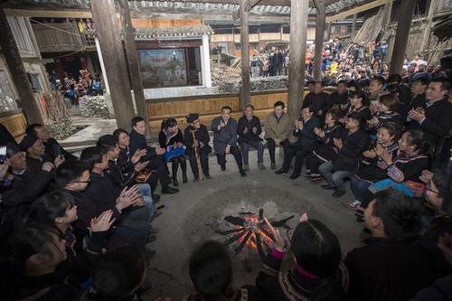 点击进入下一页