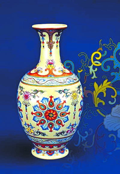 清末国家剧变之时，历代清王室收罗的珍宝也就成了各方觊觎之物。而袁世凯也不例外，他曾想卖掉宫内的瓷器换钱。