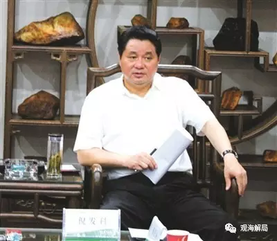 对于商人、老板的“雅赠”，倪发科从不拒绝