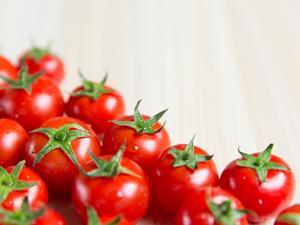 肾病饮食,肾脏病人,肾病人是否可吃盐,肾病饮水量应多少