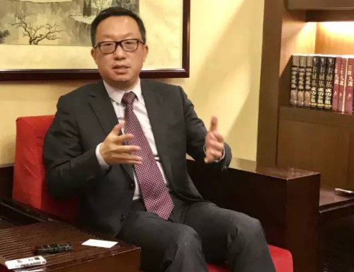 中国法学会网络与信息法学研究会副会长、 　　中国社科院法学研究所研究员周汉华 　　<a target='_blank' href='http://www.chinanews.com/'>中新社</a> 魏晞 摄