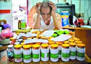 87岁教授花40万买保健品