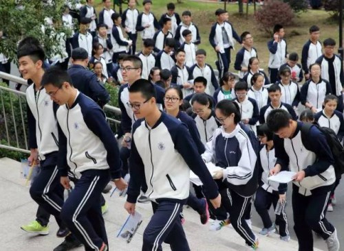 点击进入下一页