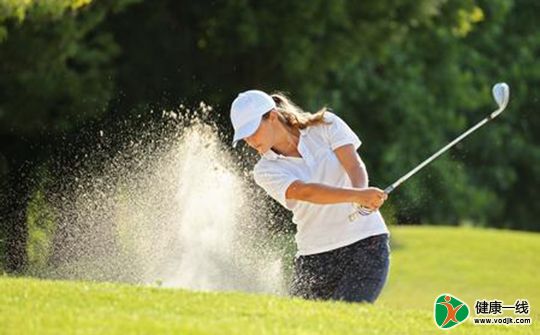 高尔夫球燃烧的卡路里：360卡/小时