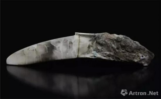 崔久霄 | 来自深层 瓷 |  68×15.5cm | 2016年