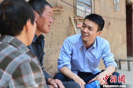 周光钰了解胡天林夫妇近况?！≈有?摄