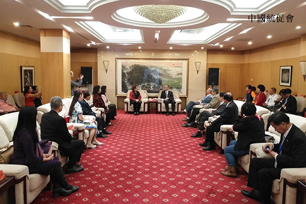 孙凌雁执行副秘书长会见参访团