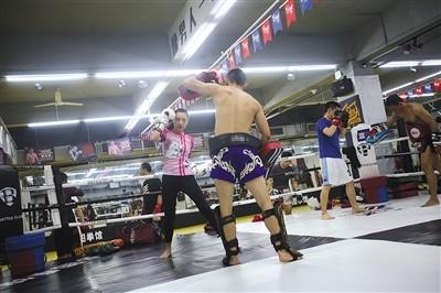 点击进入下一页