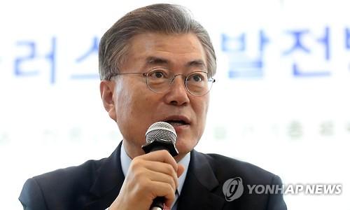 文在寅演讲。(图片来源：韩联社)