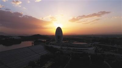 “一带一路”高峰论坛期间不实施单双号限行、不放假