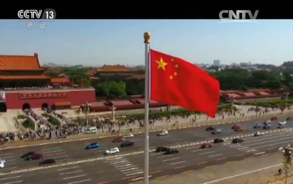 无人机首次航拍天安门