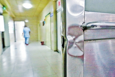 有的护士在这里，一干就是十多年。