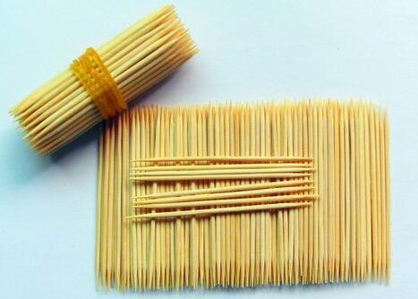 慎用牙签？牙缝真的越剔越大吗