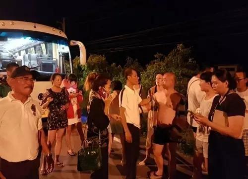 起底东南亚黑导游:中国团不购物被甩路边闷车里