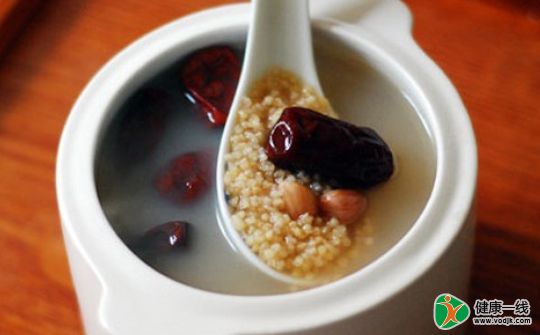 夏季胃肠道病高发吃粥调节