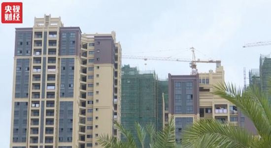 三亚房价每平骤降近4000元 中介纷纷辞职转行