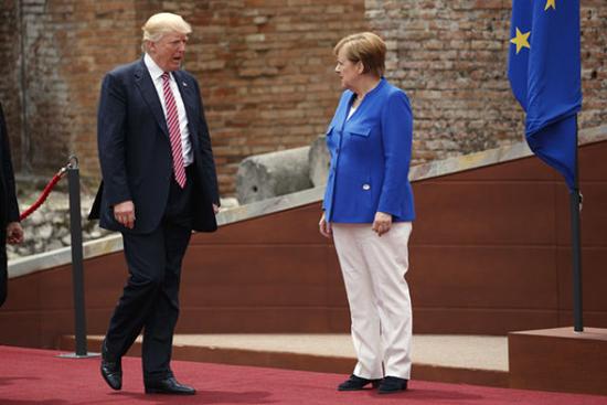 特朗普、默克尔互??？美德“口水仗”升级-新华网