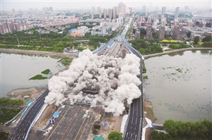 点击进入下一页