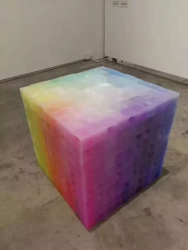 毕业展作品被盗皮皮虾也遭殃 学生贴26个勿触碰