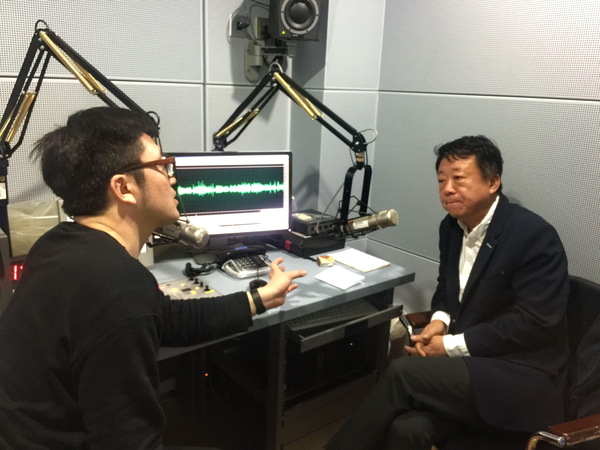 2、盛鸣在中央人民广播电台录制节目