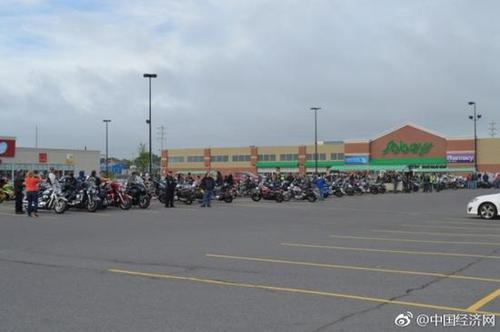 怒赞！男童遭霸凌 200名皮衣铁骑士护送他上学