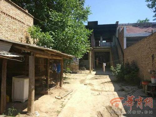 姐弟俩上学途中被劫杀 嫌犯疑与其母亲有感情纠纷