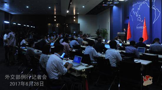 中国施压中石油暂停向朝鲜输送燃油？外交部回应