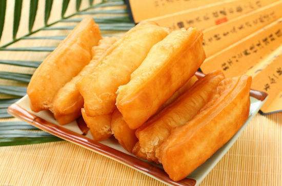 松脆美味的油条竟加了洗衣粉？